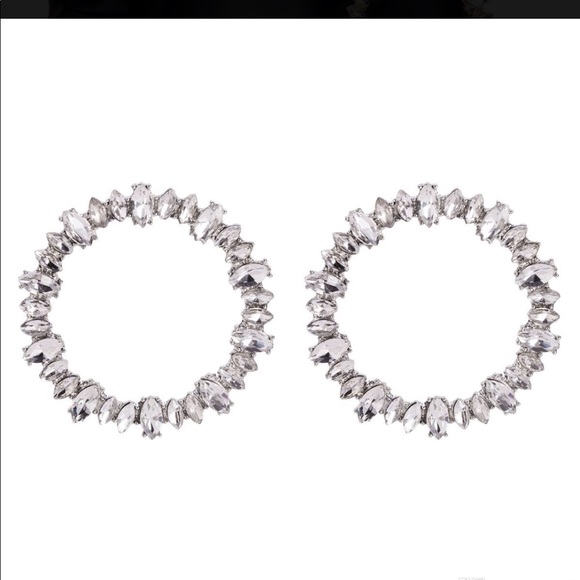 Crystal O’s - Picture 6 of 8